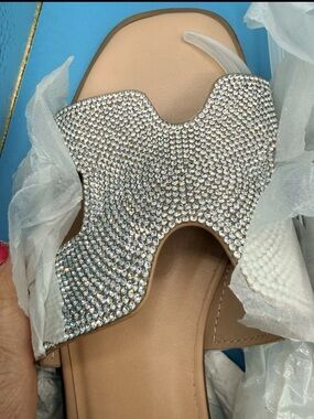 A New Day Silver Beige Beaded Slide Sandals Women’s Size 8.5 Slip On